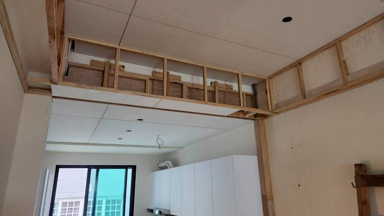 配合施工裝潢前置配管作業，安裝三菱重工一級變頻冷暖空調 (15).jpg