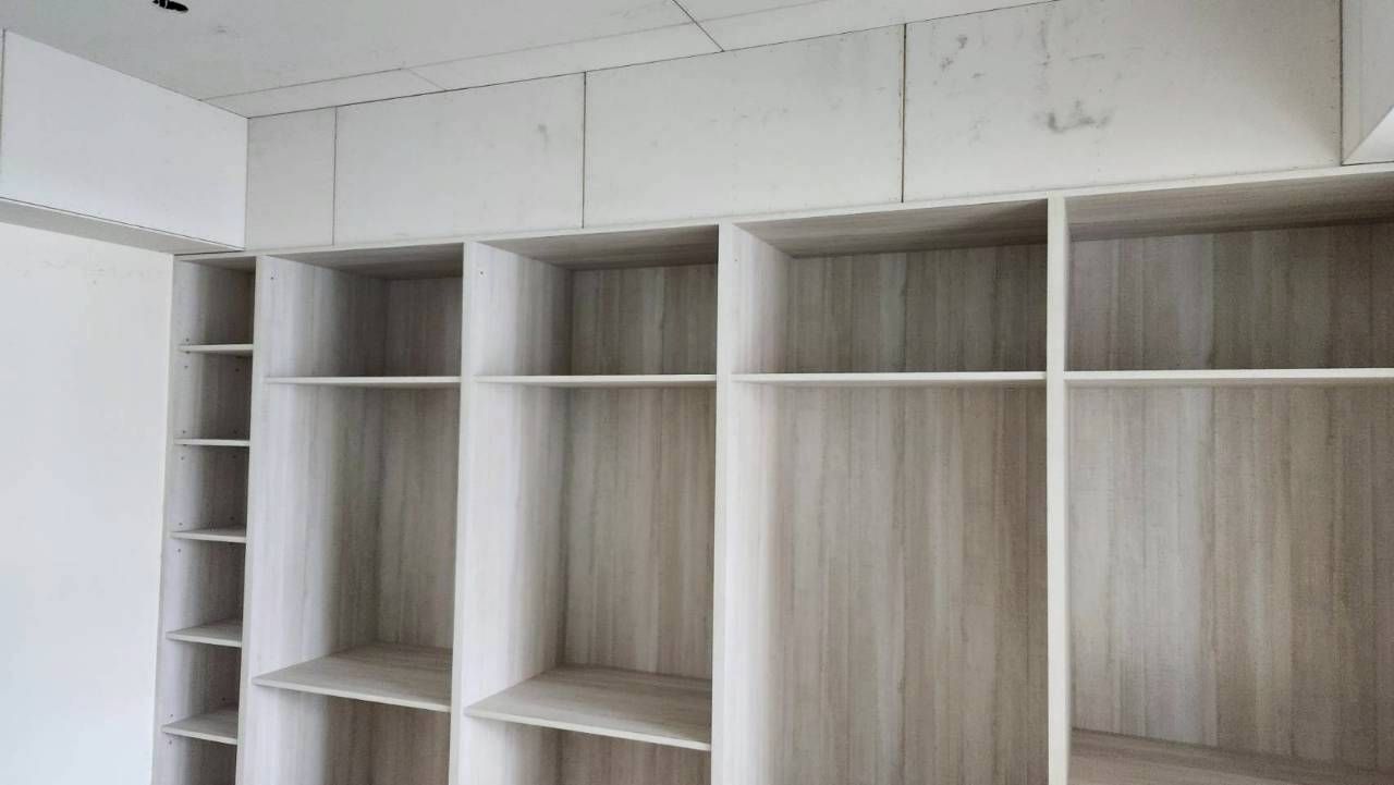 配合施工裝潢前置配管作業，安裝三菱重工一級變頻冷暖空調 (21).jpg