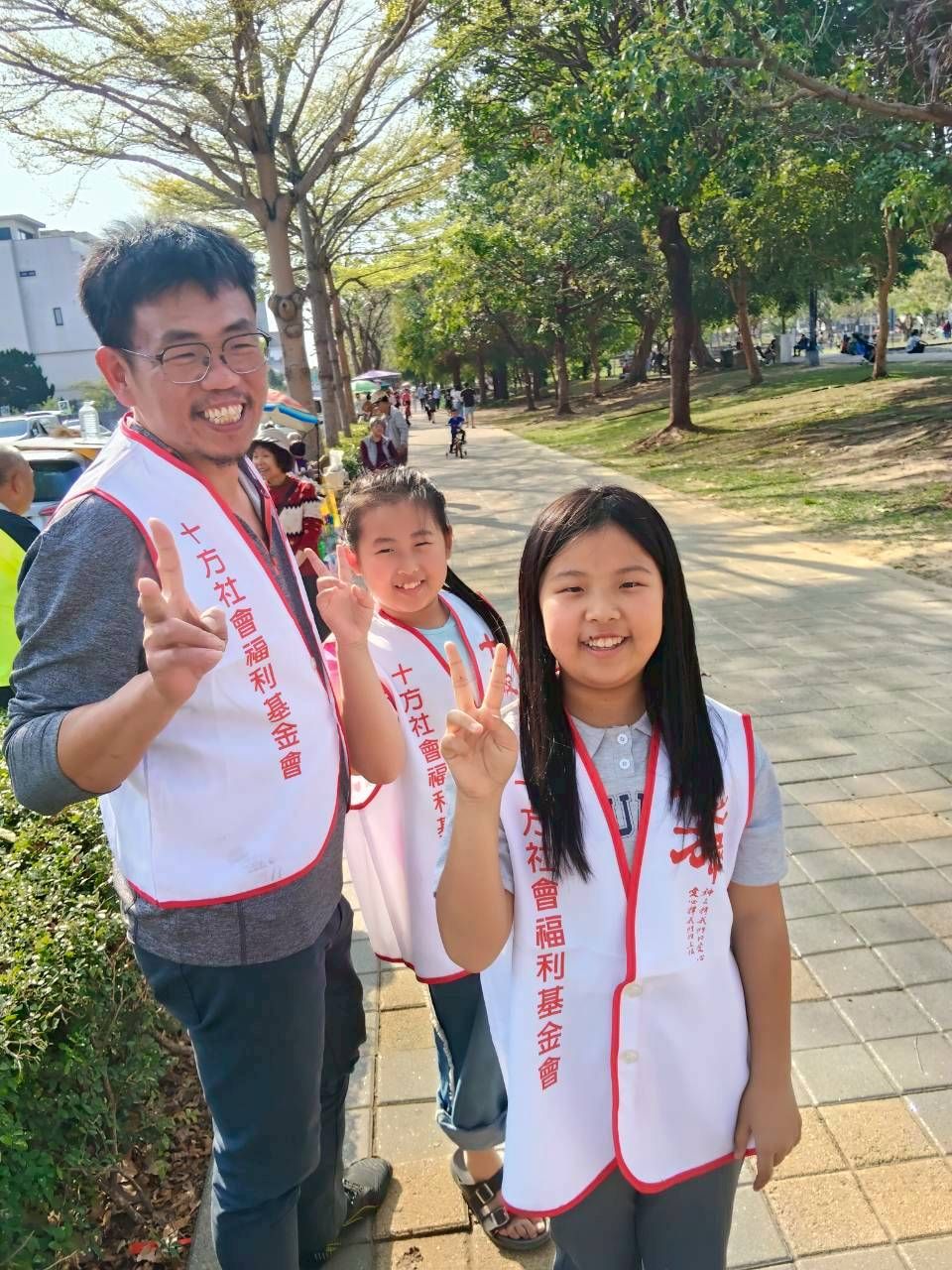 金永利電器行假日攜家帶眷共同參與志工服務 (1).jpg